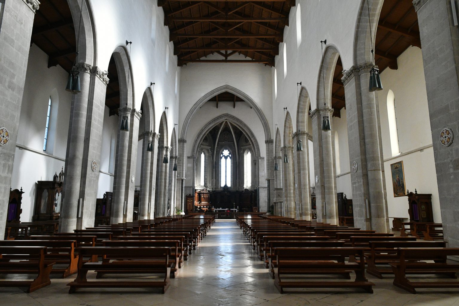 Top 8 Reasons People Are Leaving Churches Today